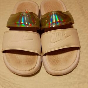 Nike Kids Slide Sandals - Cream and Gold
